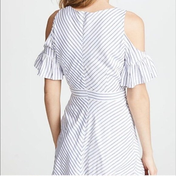 2 for $20 BB Dakota Dress Nautical Beachy Striped Cold Shoulder Ruffle Size 8 - Picture 2 of 10